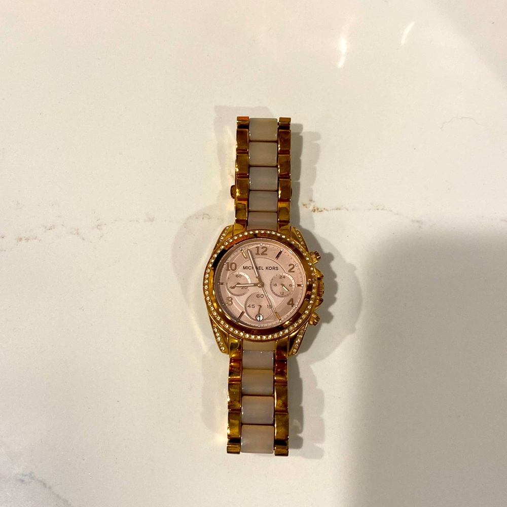 Authentic rose gold Michael Kors watch!